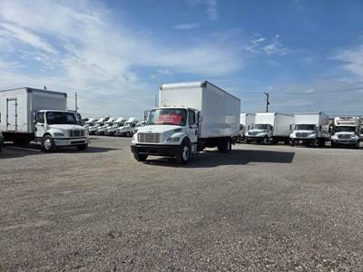 Freightliner M2 106 26 ft Box Truck - 240HP, 9 Speed Automatic, Roll up Door, Liftgate