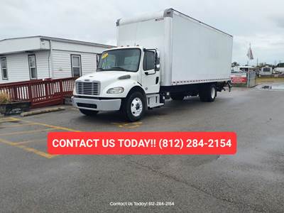 Freightliner M2 106 26 ft Box Truck - 230HP, 6 Speed Automatic, Roll up Door, Liftgate