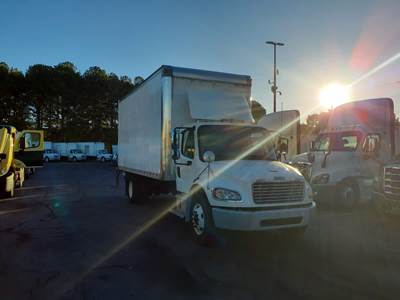 Freightliner M2 106 20 ft Box Truck - 240HP, 6 Speed Automatic, Swing Door, Liftgate