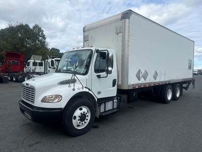 Freightliner M2 106 26 ft Box Truck - 300HP, 10 Speed Manual, Roll up Door, Liftgate