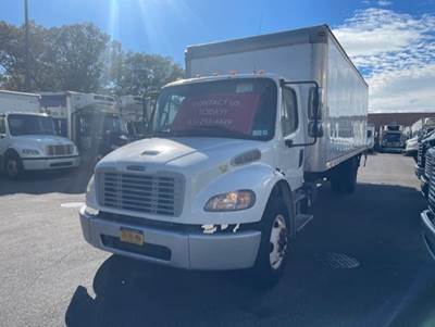 Freightliner M2 106 26 ft Box Truck - 240HP, 9 Speed Automatic, Roll up Door, Liftgate