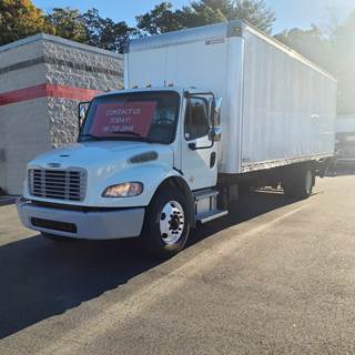 Freightliner M2 106 26 ft Box Truck - 240HP, 6 Speed Automatic, Roll up Door, Liftgate