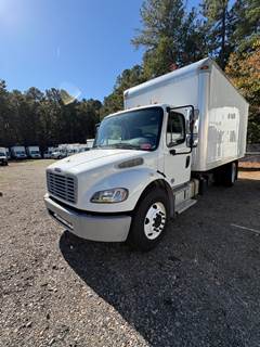 Freightliner M2 106 18 ft Box Truck - 240HP, 9 Speed Automatic, Roll up Door