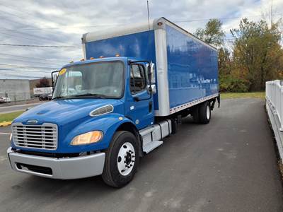 Freightliner M2 106 24 ft Box Truck - 240HP, 9 Speed Automatic, Roll up Door, Liftgate