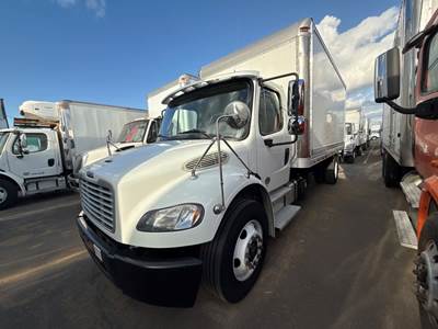 Freightliner M2 106 18 ft Box Truck - 325HP, 6 Speed Automatic, Roll up Door
