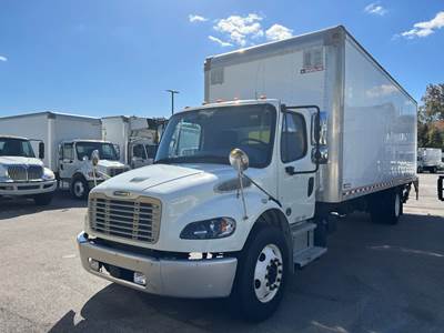 Freightliner M2 106 26 ft Box Truck - 240HP, 6 Speed Automatic, Roll up Door, Liftgate