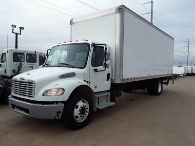 Freightliner M2 106 26 ft Box Truck - 240HP, 9 Speed Automatic, Roll up Door, Liftgate