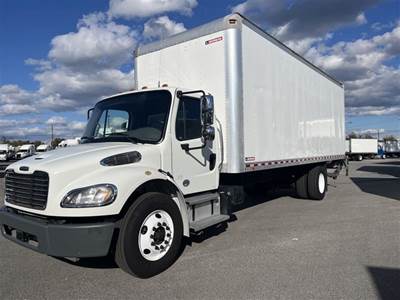 Freightliner M2 106 26 ft Box Truck - 240HP, 9 Speed Automatic, Roll up Door, Liftgate