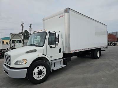Freightliner M2 106 26 ft Box Truck - 240HP, 9 Speed Automatic, Roll up Door, Liftgate