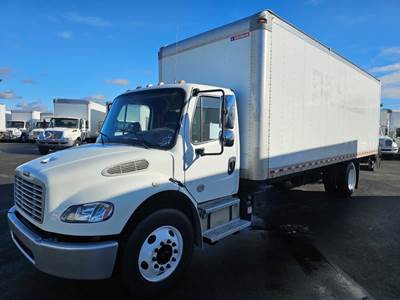 Freightliner M2 106 26 ft Box Truck - 260HP, 9 Speed Automatic, Roll up Door, Liftgate