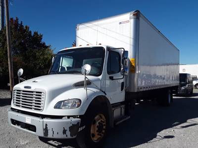 Freightliner M2 106 28 ft Box Truck - 240HP, 9 Speed Automatic, Roll up Door, Liftgate