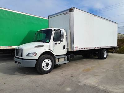 Freightliner M2 106 26 ft Box Truck - 240HP, 9 Speed Automatic, Roll up Door, Liftgate