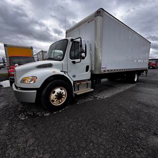 Freightliner M2 106 26 ft Box Truck - 240HP, 9 Speed Automatic, Roll up Door, Liftgate