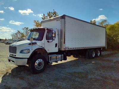 Freightliner M2 106 26 ft Box Truck - 350HP, 6 Speed Automatic, Roll up Door, Liftgate
