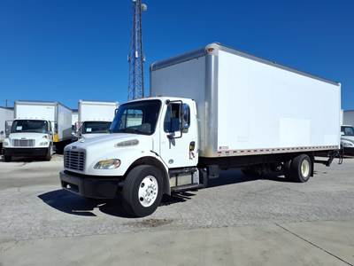 Freightliner M2 106 26 ft Box Truck - 240HP, 9 Speed Automatic, Roll up Door, Liftgate