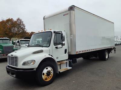 Freightliner M2 106 26 ft Box Truck - 280HP, 9 Speed Automatic, Roll up Door, Liftgate