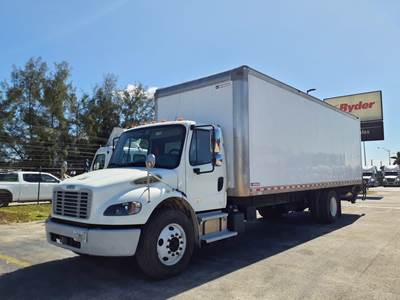 Freightliner M2 106 28 ft Box Truck - 240HP, 6 Speed Automatic, Roll up Door, Liftgate