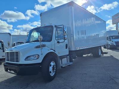Freightliner M2 106 26 ft Box Truck - 240HP, 6 Speed Automatic, Roll up Door, Liftgate