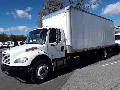 Freightliner M2 106 24 ft Box Truck - 240HP, 9 Speed Automatic, Roll up Door, Liftgate
