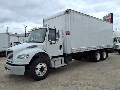 Freightliner M2 106 24 ft Box Truck - 270HP, 6 Speed Automatic, Roll up Door