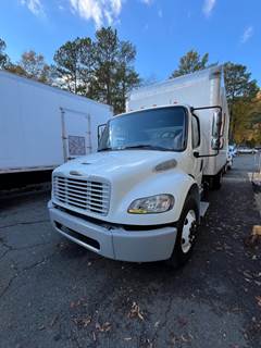 Freightliner M2 106 18 ft Box Truck - 240HP, 6 Speed Automatic, Roll up Door