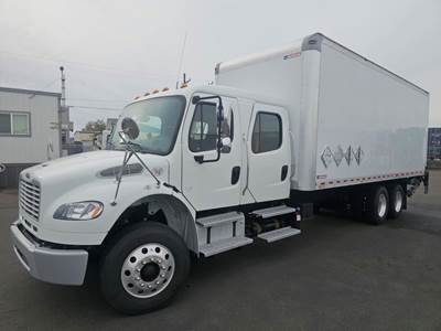 Freightliner M2 106 24 ft Box Truck - 270HP, 6 Speed Automatic, Roll up Door, Liftgate