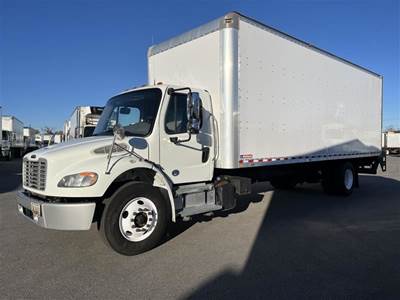 Freightliner M2 106 Box Truck - 260HP, 4 Speed Automatic, Liftgate