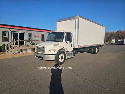 Freightliner M2 106 26 ft Box Truck - 240HP, 6 Speed Automatic, Roll up Door, Liftgate