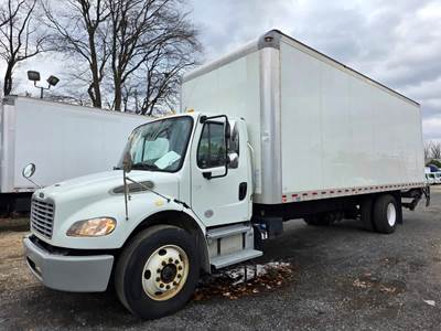 Freightliner M2 106 26 ft Box Truck - 240HP, 9 Speed Automatic, Roll up Door, Liftgate