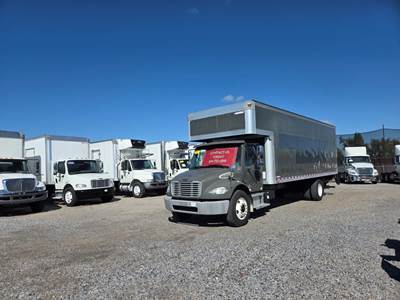 Freightliner M2 106 26 ft Box Truck - 260HP, 9 Speed Automatic, Roll up Door, Liftgate