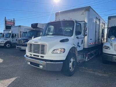 Freightliner M2 106 24 ft Box Truck - 330HP, 6 Speed Automatic, Roll up Door