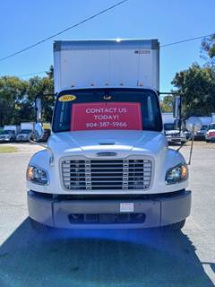 Freightliner M2 106 26 ft Box Truck - 240HP, 9 Speed Automatic, Roll up Door, Liftgate
