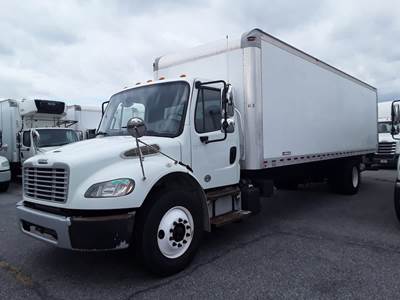 Freightliner M2 106 28 ft Box Truck - 240HP, 9 Speed Automatic, Roll up Door, Liftgate