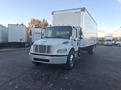 Freightliner M2 106 26 ft Box Truck - 280HP, 6 Speed Automatic, Roll up Door, Liftgate