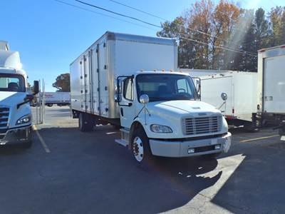Freightliner M2 106 26 ft Box Truck - 260HP, 6 Speed Automatic, Roll up Door, Liftgate