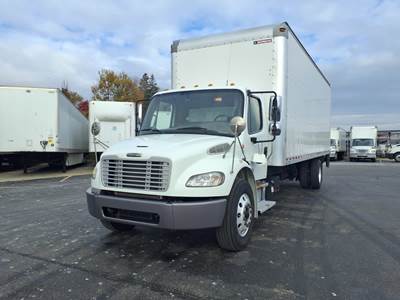 Freightliner M2 106 26 ft Box Truck - 280HP, 6 Speed Automatic, Roll up Door, Liftgate