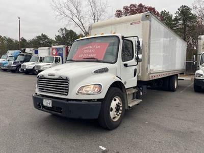 Freightliner M2 106 28 ft Box Truck - 240HP, 6 Speed Automatic, Liftgate