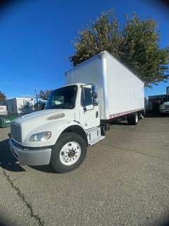 Freightliner M2 106 26 ft Box Truck - 240HP, 9 Speed Automatic, Roll up Door, Liftgate