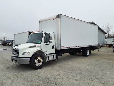 Freightliner M2 106 26 ft Box Truck - 240HP, 9 Speed Automatic, Roll up Door, Liftgate