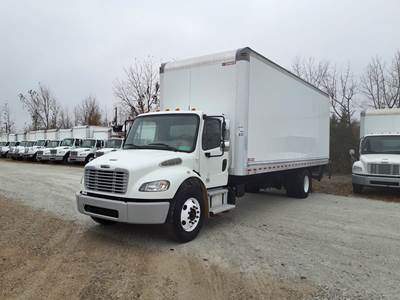Freightliner M2 106 26 ft Box Truck - 240HP, 9 Speed Automatic, Roll up Door, Liftgate