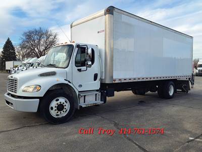 Freightliner M2 106 26 ft Box Truck - 230HP, 6 Speed Automatic, Roll up Door, Liftgate
