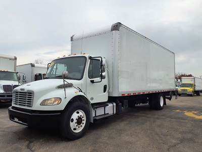 Freightliner M2 106 26 ft Box Truck - 260HP, 6 Speed Automatic, Roll up Door, Liftgate