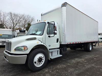 Freightliner M2 106 26 ft Box Truck - 240HP, 9 Speed Automatic, Roll up Door, Liftgate