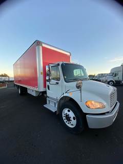 Freightliner M2 106 26 ft Box Truck - 240HP, 9 Speed Automatic, Roll up Door, Liftgate
