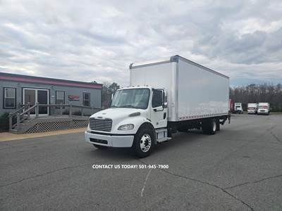 Freightliner M2 106 26 ft Box Truck - 240HP, 6 Speed Automatic, Roll up Door, Liftgate