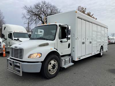 Freightliner M2 106 21 ft Box Truck - 280HP, 6 Speed Automatic