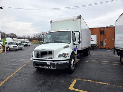 Freightliner M2 106 26 ft Box Truck - 230HP, 9 Speed Automatic, Roll up Door, Liftgate