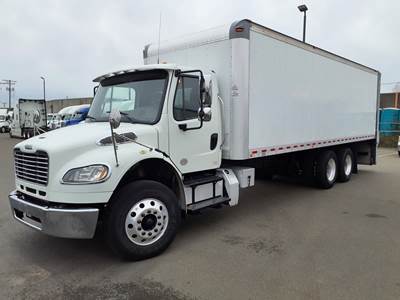Freightliner M2 106 26 ft Box Truck - 270HP, 6 Speed Automatic, Roll up Door, Liftgate