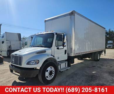 Freightliner M2 106 26 ft Box Truck - 280HP, 9 Speed Automatic, Roll up Door, Liftgate