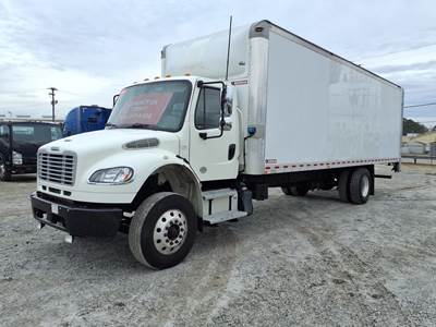 Freightliner M2 106 28 ft Box Truck - 270HP, 6 Speed Automatic, Roll up Door, Liftgate
